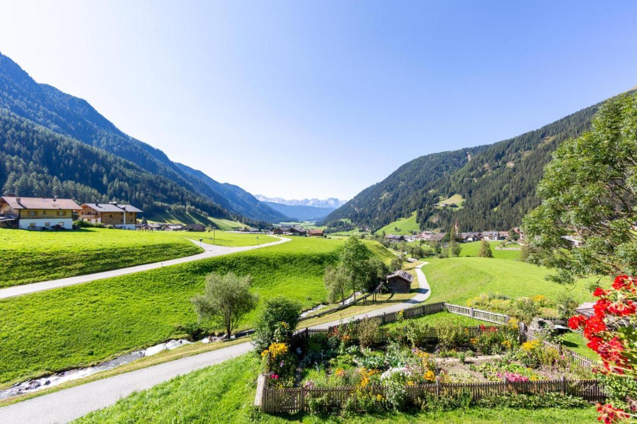 Haspingerhof Apartment Santa Maddalena in Casies Bagian luar foto